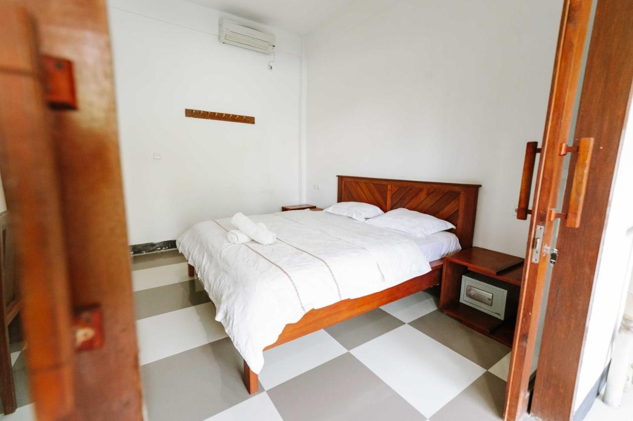 Dream Cowork Hotel Kuta  외부 사진