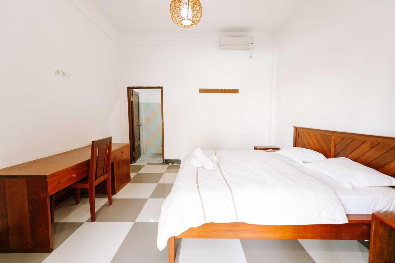 Dream Cowork Hotel Kuta  외부 사진