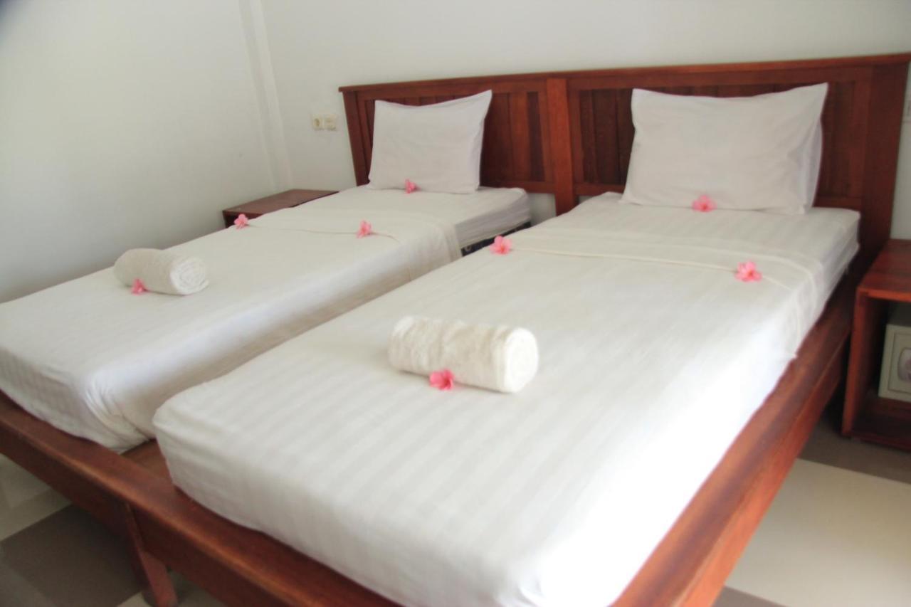 Dream Cowork Hotel Kuta  외부 사진