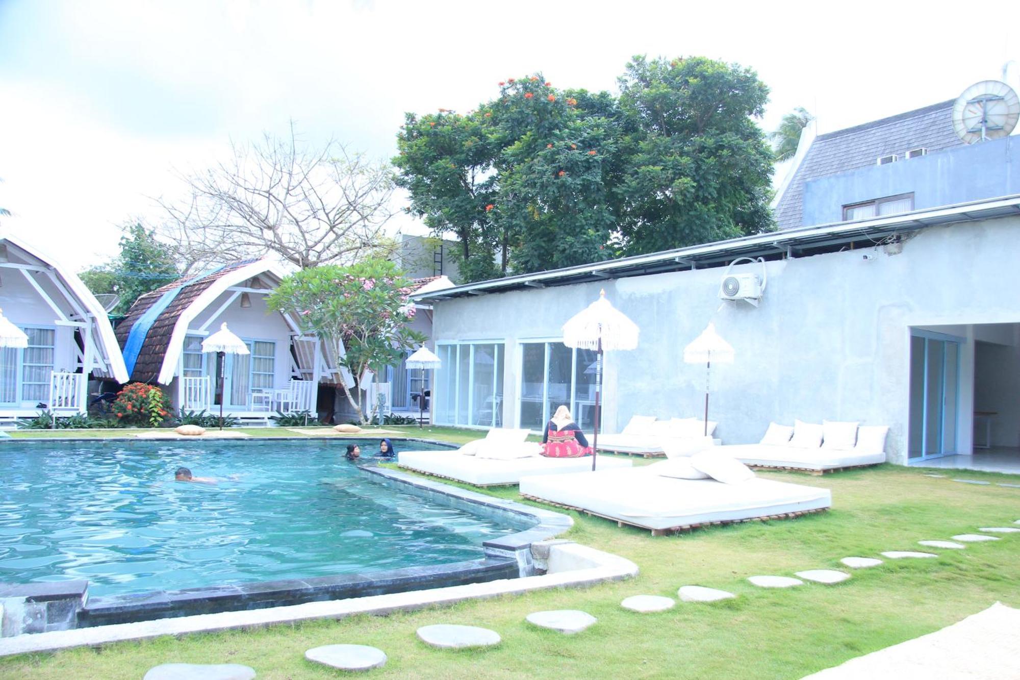 Dream Cowork Hotel Kuta  외부 사진